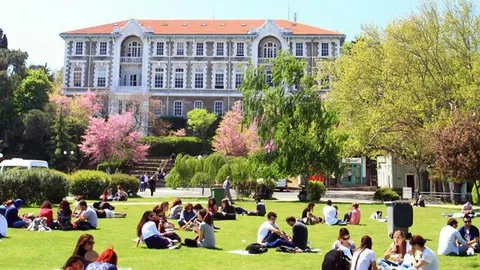 Anadolu Üniversitesinde sınavsız ikinci üniversite fırsatı başlıyor!