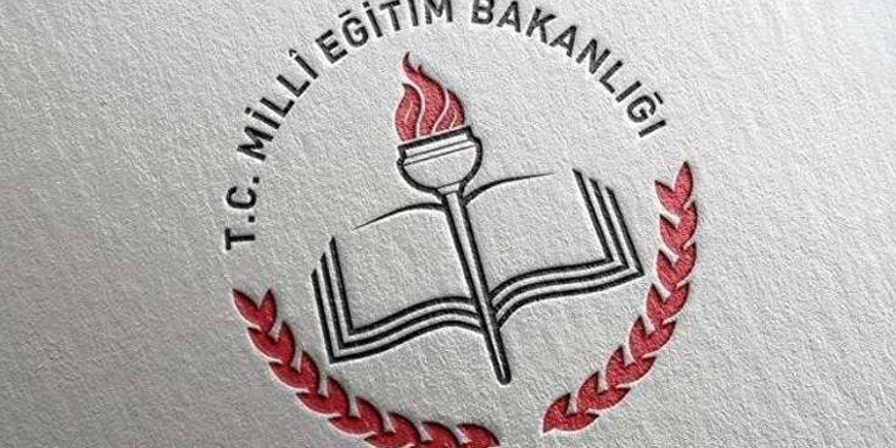 MEB tüm öğretim kademelerindeki zorunlu derslere yeni müfredat