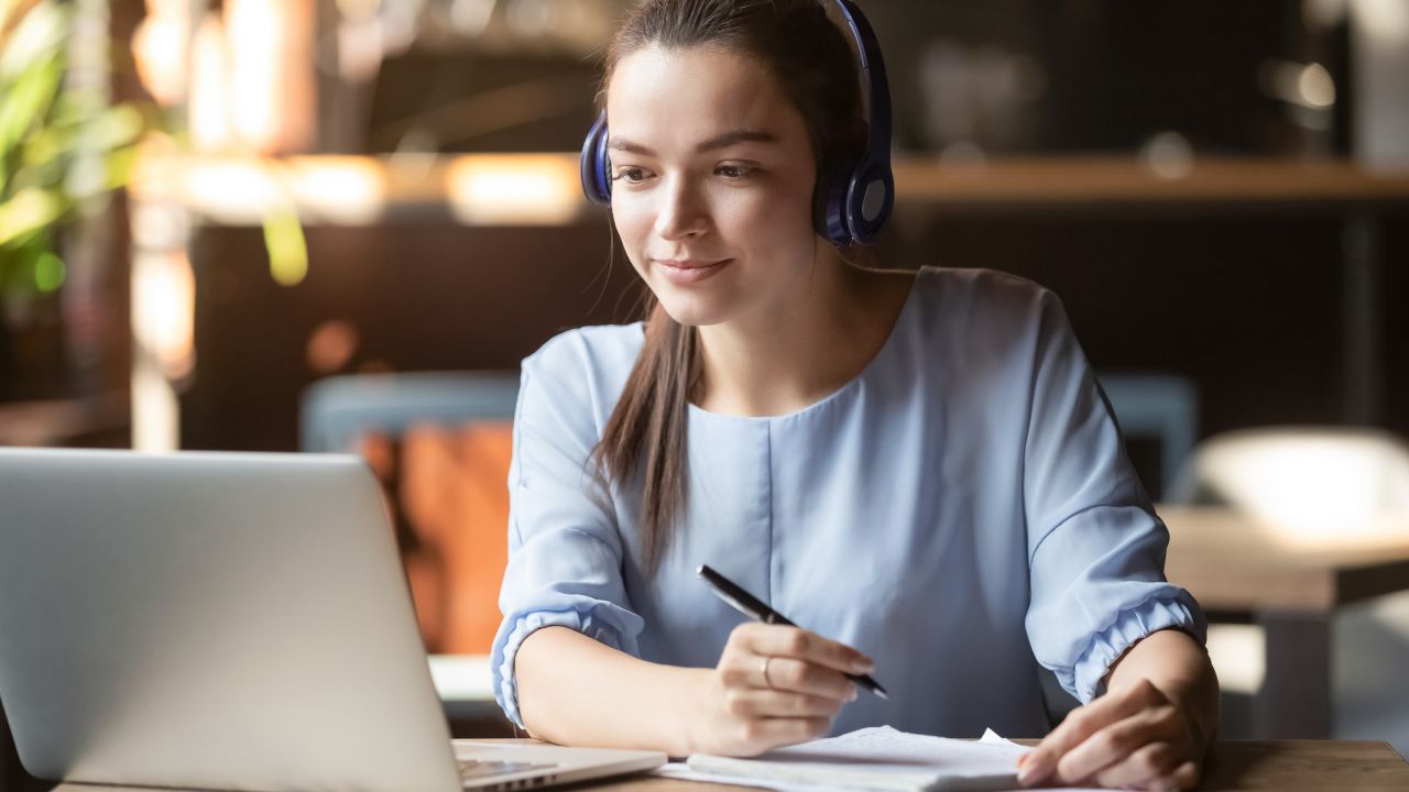 Online haziran seminerleri için baskı artıyor: Öğretmenlerden son çağrı.